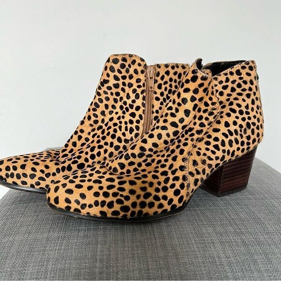 Sole Society Cheetah Dot Calf Hair Bootie // size 8 - Picture 2 of 8